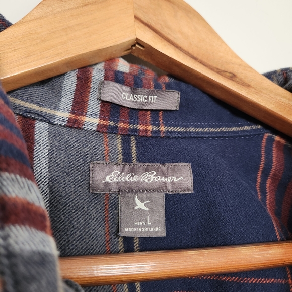 EDDIE BAUER Large Mens Flannel Button Down - Picture 3 of 7